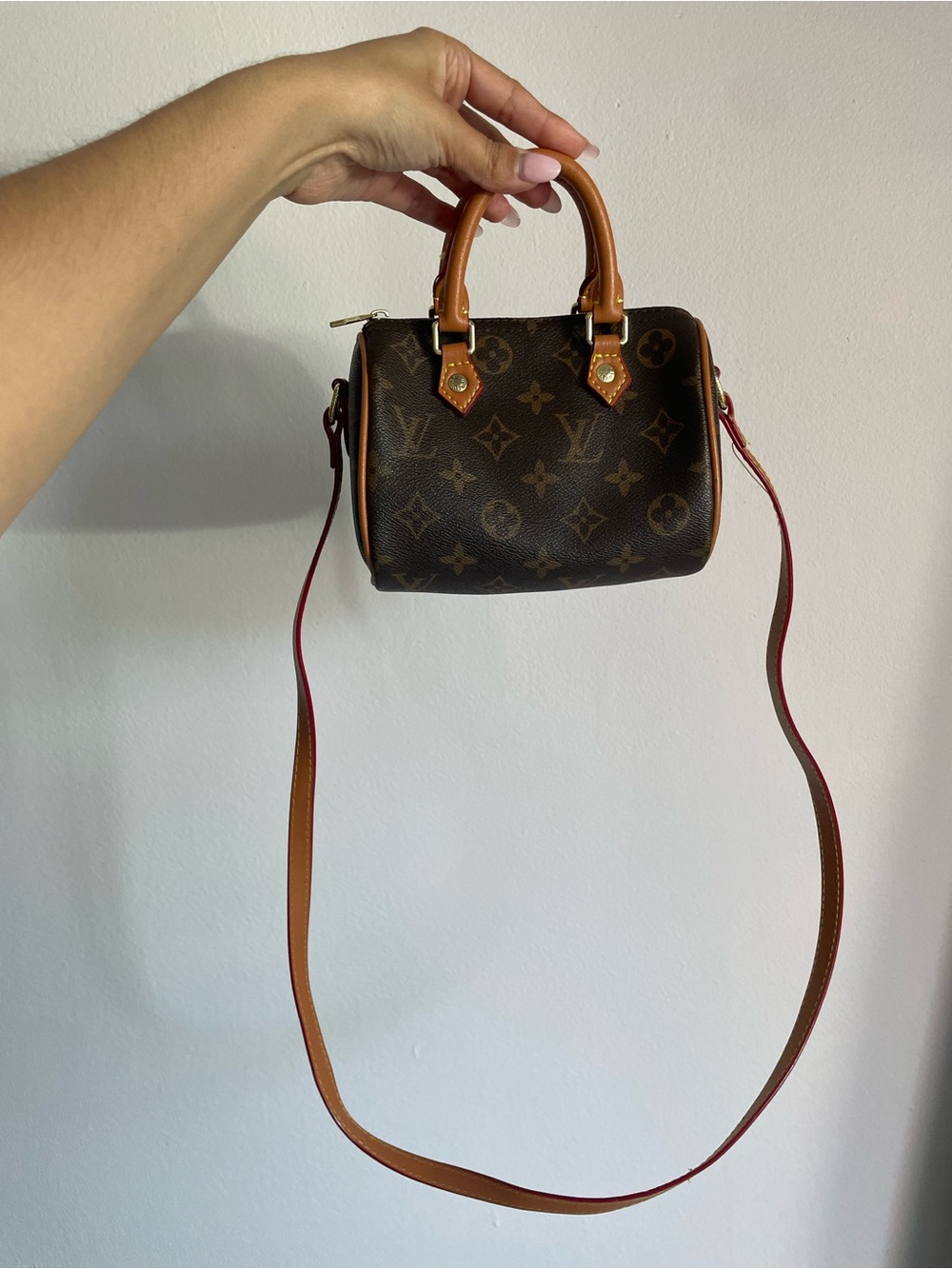 LOUIS VUITTON Monogram Speedy Nano - Picture 3 of 11